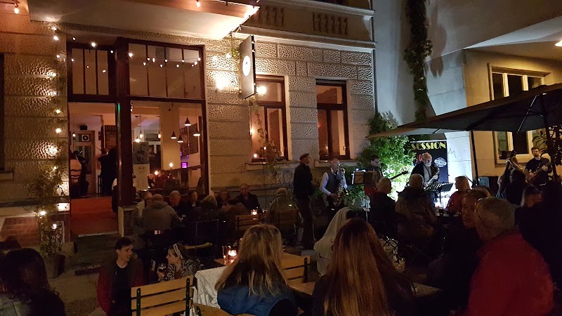 Dr. Hops - Craft Beer Bar